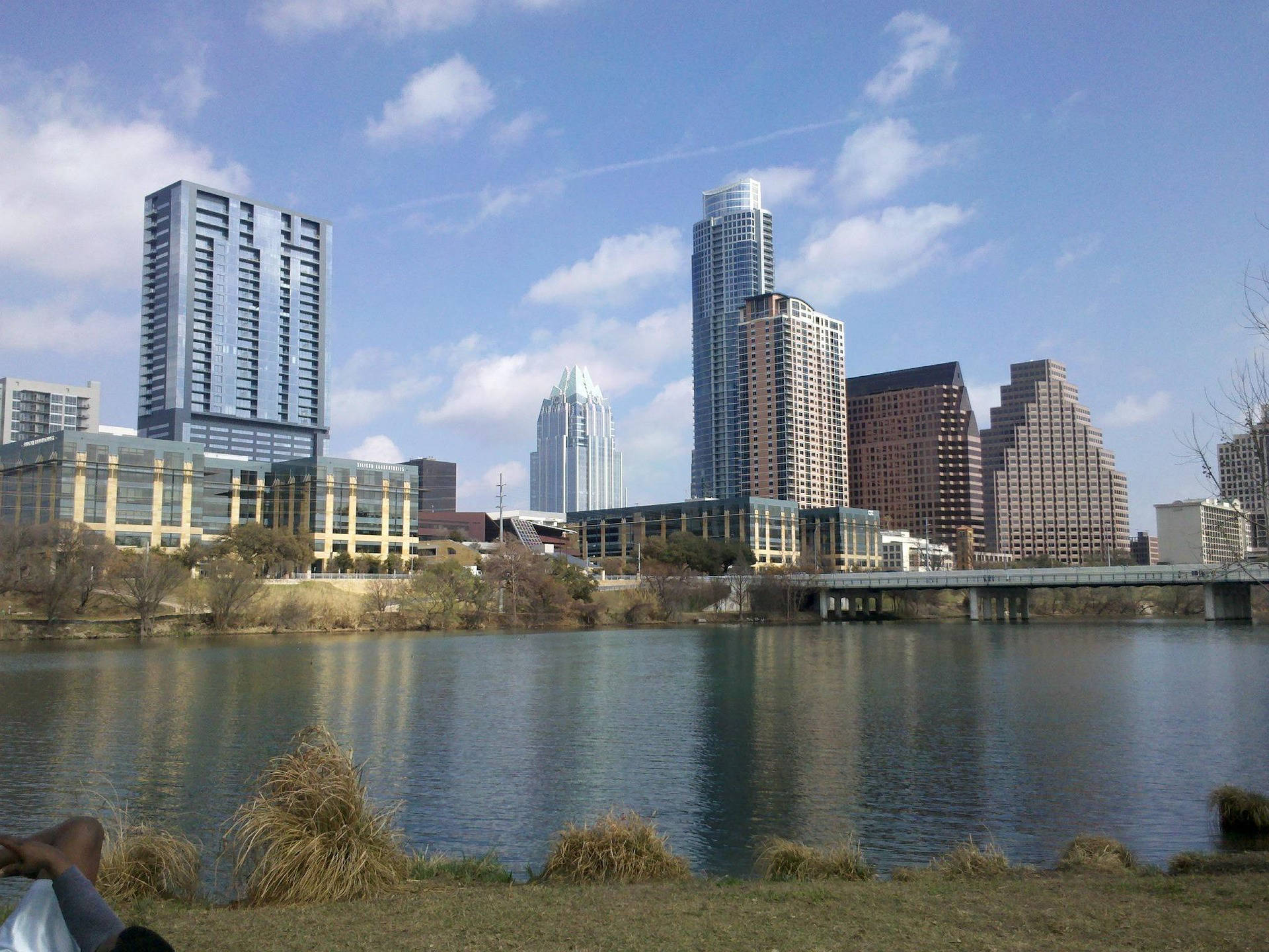 Downtown Austin, Texas skyline along Lady Bird Lake — Araceli Hart's primary real estate market
